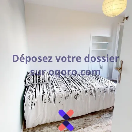 Rent this 3 bed apartment on 142b Rue Léon Blum in 69100 Villeurbanne, France