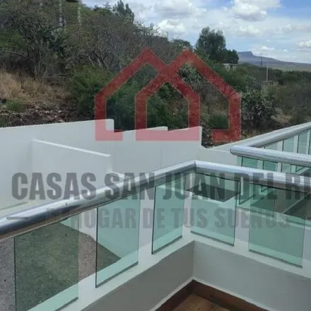 Buy this 4 bed house on Calle Palmillas in 76805 San Juan del Río, QUE