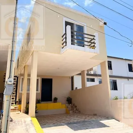 Buy this 9 bed house on Calle 5 de Mayo in 89490 Ciudad Madero, TAM