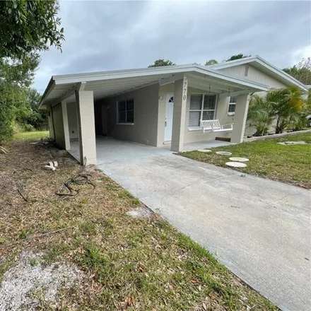 Image 2 - 784 18th Avenue, Poinciana Park, Indian River County, FL 32962, USA - House for sale
