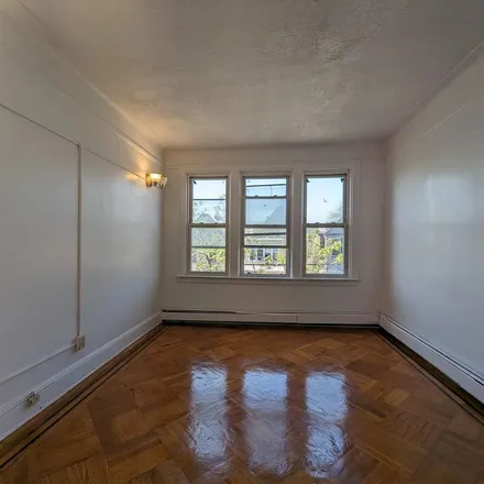 Rent this 4 bed apartment on Miss America Diner. in Culver Avenue, West Bergen