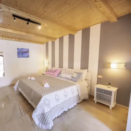 Rent this 2 bed house on Ordine degli Ingegneri della Provincia di Palermo in Via Francesco Crispi, 90133 Palermo PA