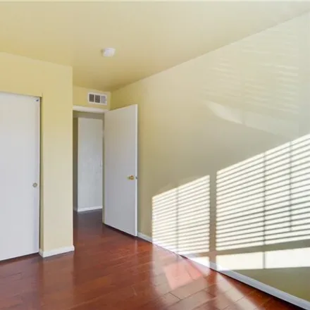 Image 6 - 3983 Danny Melamed Street East, Las Vegas, NV 89110, USA - Condo for rent