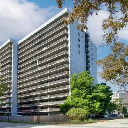 Buy this 2 bed condo on 500 N Street in Sacramento, CA 95814