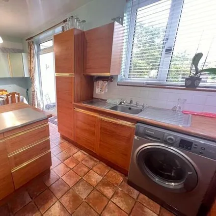 Image 3 - Willow Close, Leigh on Sea, SS9 5XE, United Kingdom - House for sale