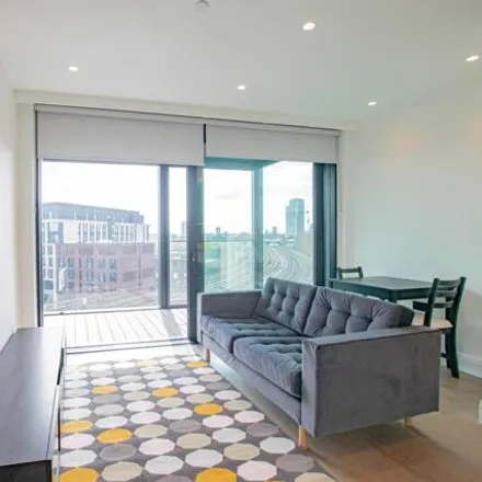 Rent this studio apartment on The Dumont in 27 Albert Embankment, London