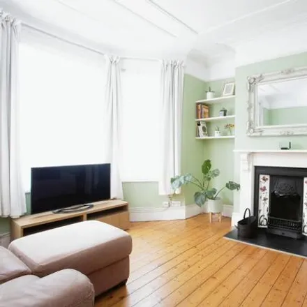 Image 2 - 44 Boundary Road, London, N22 6AD, United Kingdom - Townhouse for sale