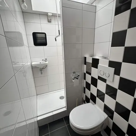 Rent this 1 bed apartment on Lijnbaanstraat 10a-3 in 9711 RV Groningen, Netherlands