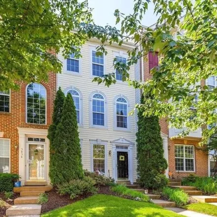 Buy this 2 bed house on 5877 Cowling Court in Alexandria, VA 22304
