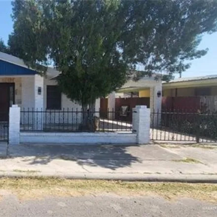 Buy this 4 bed house on 606 East 6th Street in Garza-Gutierrez Colonia, Rio Grande City
