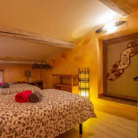Rent this 2 bed house on Saint-Rémy-de-Provence - Les Longues in D 31, 13210 Saint-Rémy-de-Provence