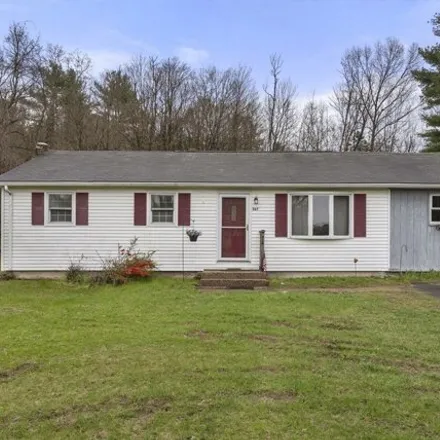 Buy this 4 bed house on 967 East Mountain Road in Westfield, MA 01703