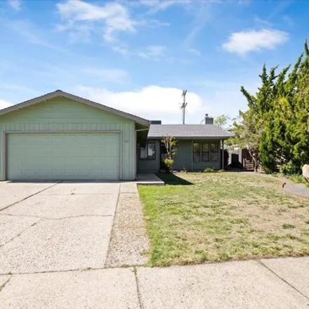 Buy this 3 bed house on 146 Huntington Court in Cypress Hill, Grass Valley