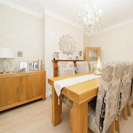 Image 6 - Romano Upholstery, Picton Road, Liverpool, L15 4LL, United Kingdom - Townhouse for sale