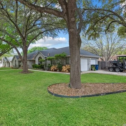 Image 2 - 1908 Squire Court, New Braunfels, TX 78130, USA - House for sale