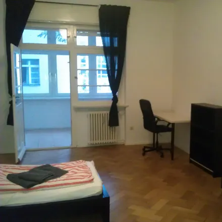 Rent this 6 bed room on Cunostraße 70 in 14199 Berlin, Germany