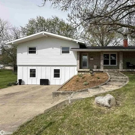 Buy this 5 bed house on 434 Ashland Avenue in Chariton, IA 50049