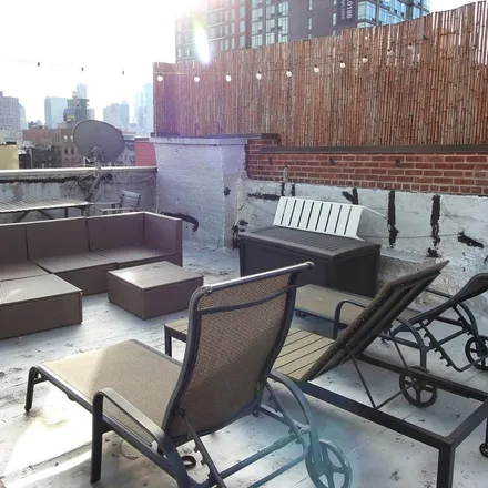 Rent this 3 bed apartment on East Houston Street in New York, NY 10002