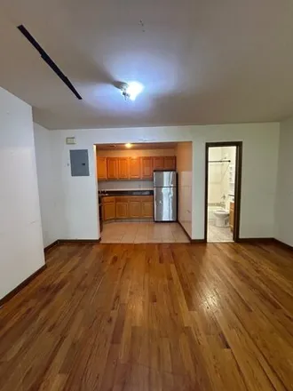 Image 2 - 666 Manida St Apt 2, New York, 10474 - Apartment for rent