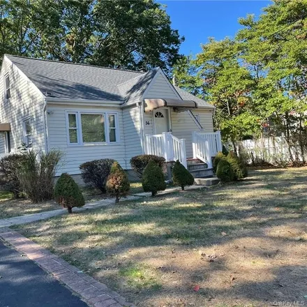 Rent this 3 bed house on 36 Floyd Street in Deer Park, NY 11729