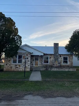 Buy this 3 bed house on 669 Colorado Street in Robert Lee, Coke County