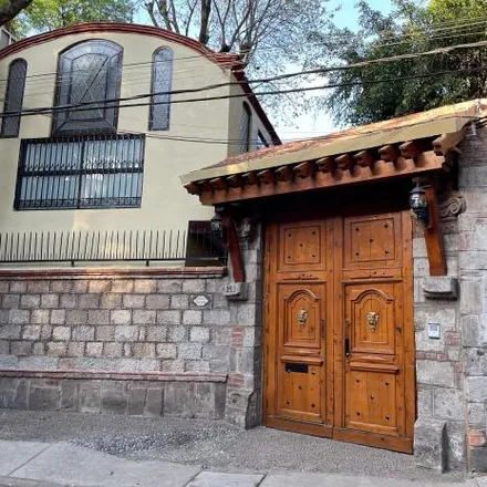 Rent this 6 bed house on El Olvidado in Calle Presidente Venustiano Carranza 267, Coyoacán
