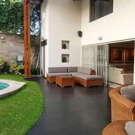 Buy this studio house on Avenida Esmeralda in San Borja, Lima Metropolitan Area 51132