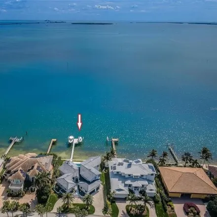 Image 2 - 5376 62nd Avenue South, Bayway Isles, Saint Petersburg, FL 33715, USA - House for sale