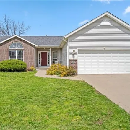 Buy this 4 bed house on 2556 Hunters Ridge Road in Marion, IA 52302