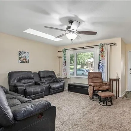 Image 3 - 2702 North 73rd Place, Kansas City, KS 66109, USA - House for sale