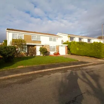 Buy this 5 bed house on Maes Y Sarn in Cardiff, CF15 9QR