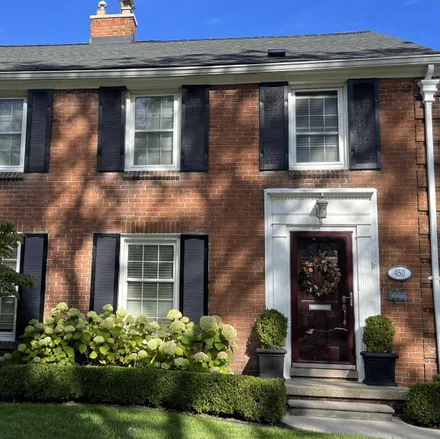 Buy this 3 bed house on 450 McKinley Avenue in Grosse Pointe Farms, Wayne County
