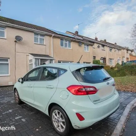 Rent this 3 bed townhouse on White House Road in Cwmbran, NP44 2EZ