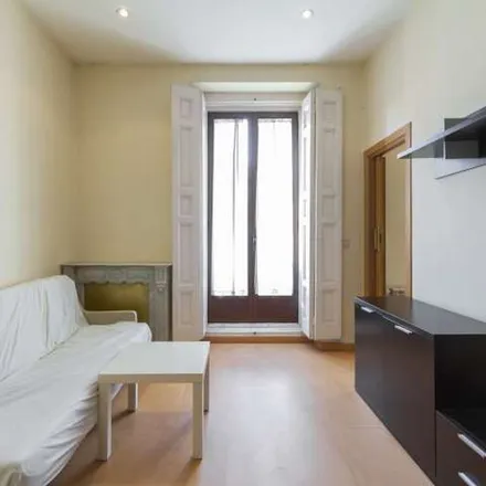 Image 6 - Taller Puntera S.L., Plaza del Conde de Barajas, 4, 28005 Madrid, Spain - Apartment for rent