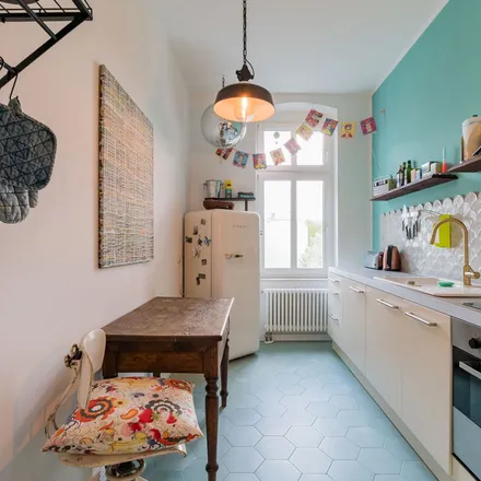 Rent this 3 bed apartment on Sredzkistraße in 10435 Berlin, Germany