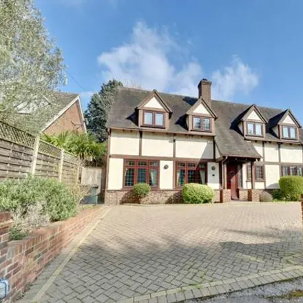 Image 1 - unnamed road, Loughton, IG10 1PD, United Kingdom - House for sale