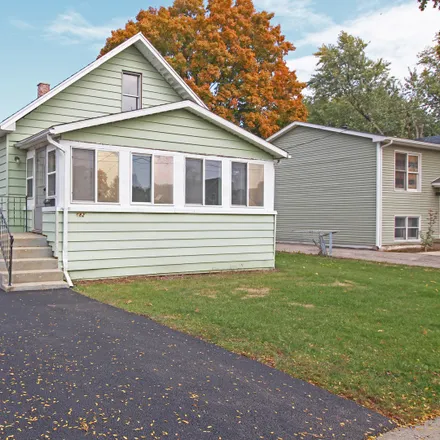 Buy this 3 bed house on 679 Ludlow Avenue in Elgin, IL 60120