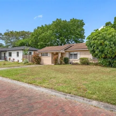 Image 3 - 807 West Fribley Street, Arlington Heights West, Tampa, FL 33603, USA - House for sale