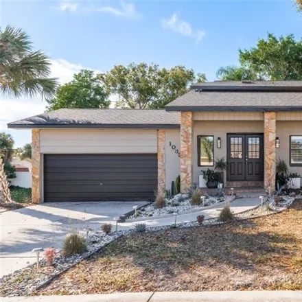 Buy this 4 bed house on 1071 Jamaica Way in Tarpon Springs, FL 34689