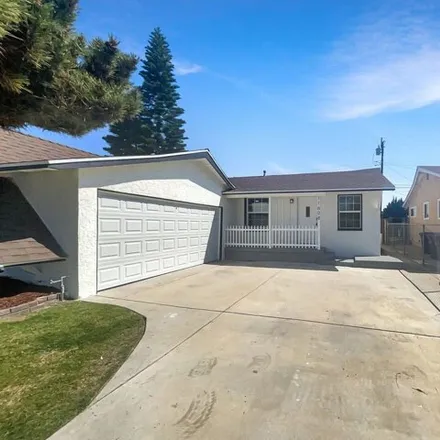 Buy this 3 bed house on 11604 Massinger Street in Lakewood, CA 90715