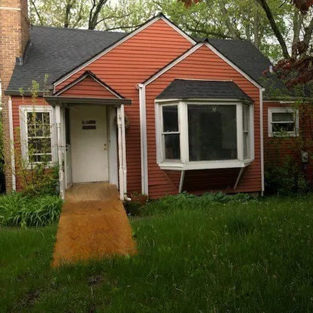 Buy this 3 bed house on 416 39th Street in Downers Grove, IL 60515