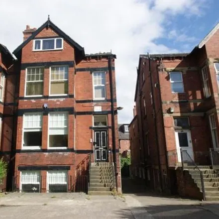 Rent this 8 bed apartment on Back Norwood Terrace in Leeds, LS6 1EB