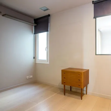 Image 3 - Carrer de Provença, 474, 08025 Barcelona, Spain - Apartment for rent