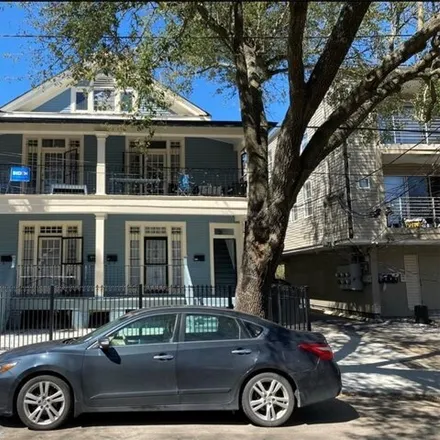 Rent this 3 bed house on 810 Broadway Street in New Orleans, LA 70125