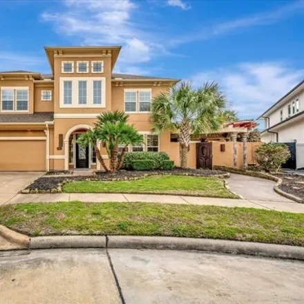 Buy this 5 bed house on 2499 Blue Canoe Court in Seabrook, TX 77586