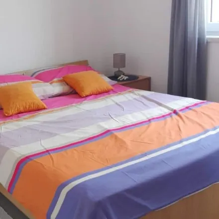 Rent this 2 bed apartment on Ždrelac in Put Rogača, 23263 Ždrelac