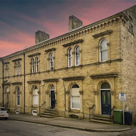 Rent this 3 bed apartment on Sykes in Fitzwilliam Street, Huddersfield