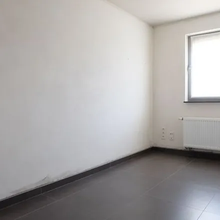 Rent this 2 bed apartment on Oude Brugsepoort 39 in 9800 Deinze, Belgium
