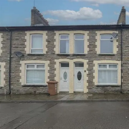 Buy this 3 bed townhouse on William Street in Cwmfelinfach, NP11 7GY