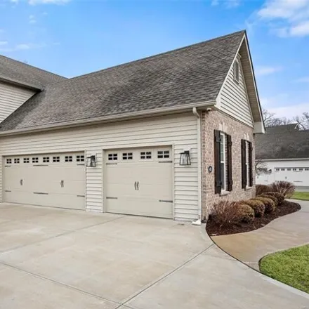 Image 4 - 401 Gatehouse Circle, O’Fallon, MO 63367, USA - House for sale